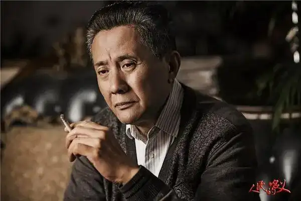 的电视剧口碑都有保障,但是《突围》的口碑却翻车了,演员的表演很出戏