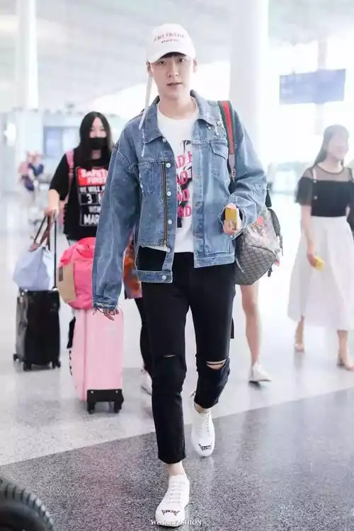 男明星彭于晏出没无以言表的帅轻松碾压小鲜肉