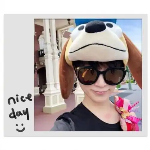 谢楠晒吴所谓大口吃早餐照,网友:今天胃口还好?