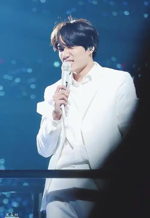 「exo」「新闻」240130 金钟仁炫耀舞台魅力,活动亮相和日本巡演惊艳