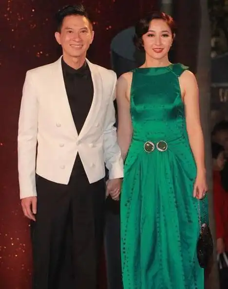 55岁关咏荷近照年过半百依然靓丽下嫁张家辉成就七料影帝