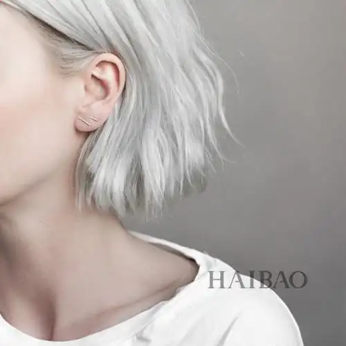 奶奶灰不能随便染!李宇春,吴亦凡带火的奶奶灰,到底适合什么样的人?_