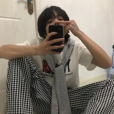 高清真实帅气看起来不像网图的男头,男生头像图片