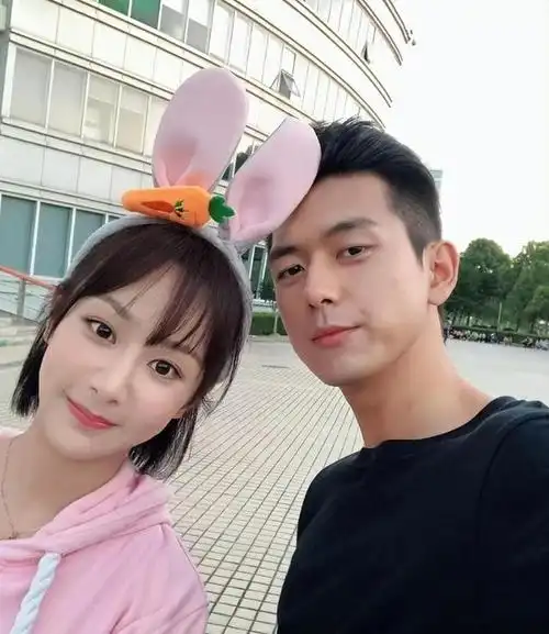 粉丝撕番杨紫失败!《国色芳华》被曝只宣女主,李现或将被退货