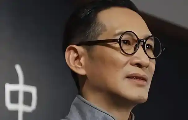 北京时间11月7日下午,中国著名演员王劲松的最新消息!