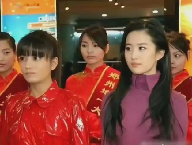 范冰冰与刘亦菲同框,百花入百眼:审美多元,何来绝对之美?