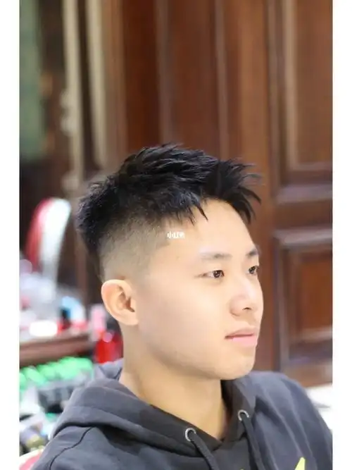 男生凌乱微分|少年感|男生减龄发型适合长脸 圆脸 椭圆脸 心型脸 倒