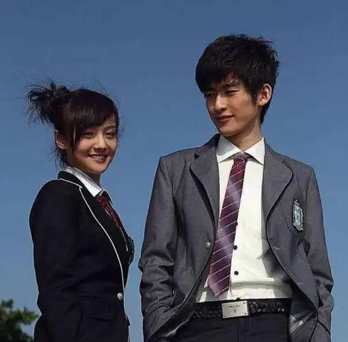 张翰新女友身份神秘,回顾他历任女友,个个是天然美女,审美在线