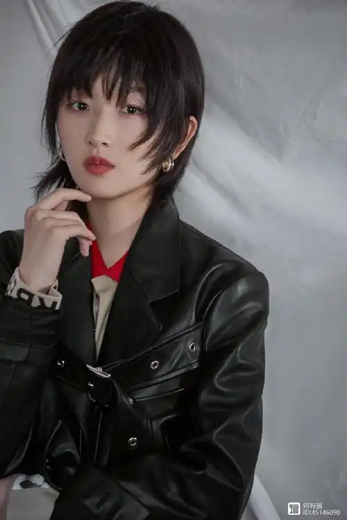 为什么周冬雨剪短发青春靓丽你剪短发像大妈问题在于这4点