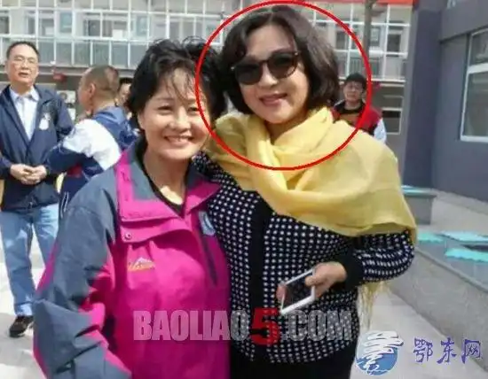 李连杰前妻黄秋燕近照