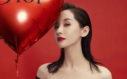 王子文一字肩黑裙性感写真桌面壁纸