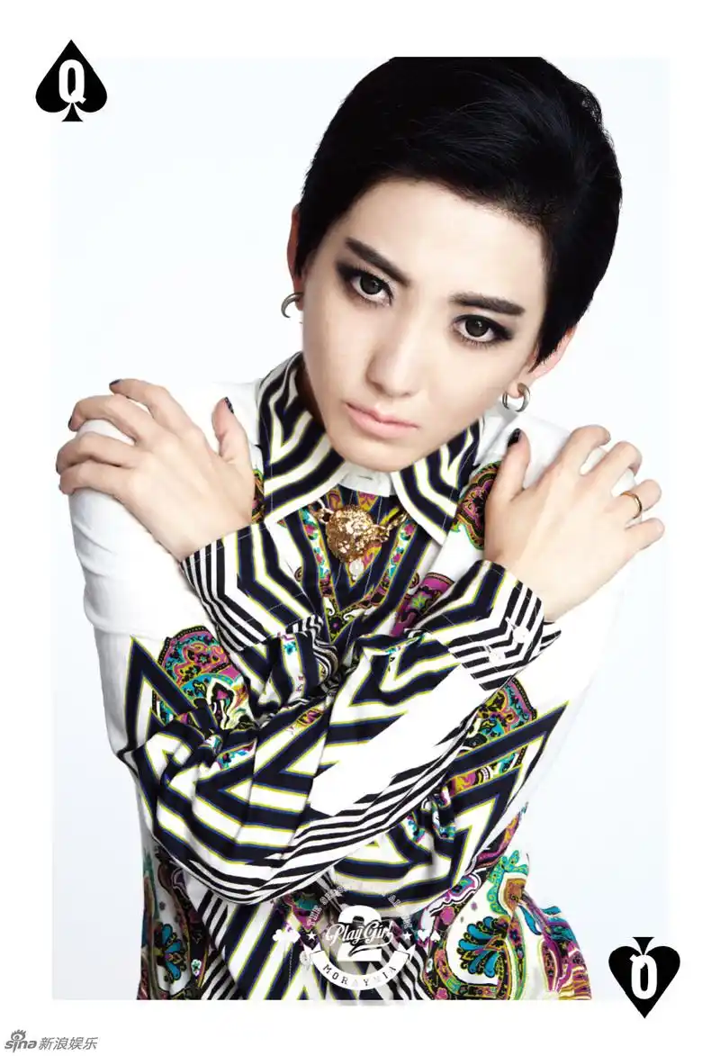 组图:刘忻宣传照曝光 穿图腾衬衫扮花美男_高清图集_新浪网