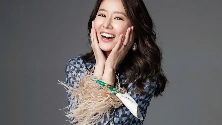 林心如气质女神明星风尚壁纸