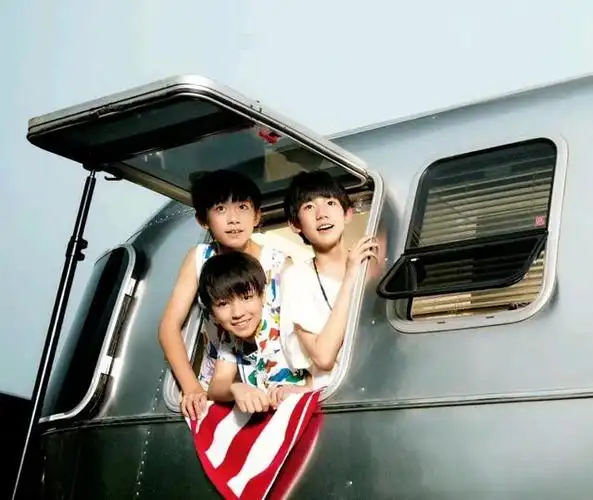 tfboys十周年:缘来缘去终是散!