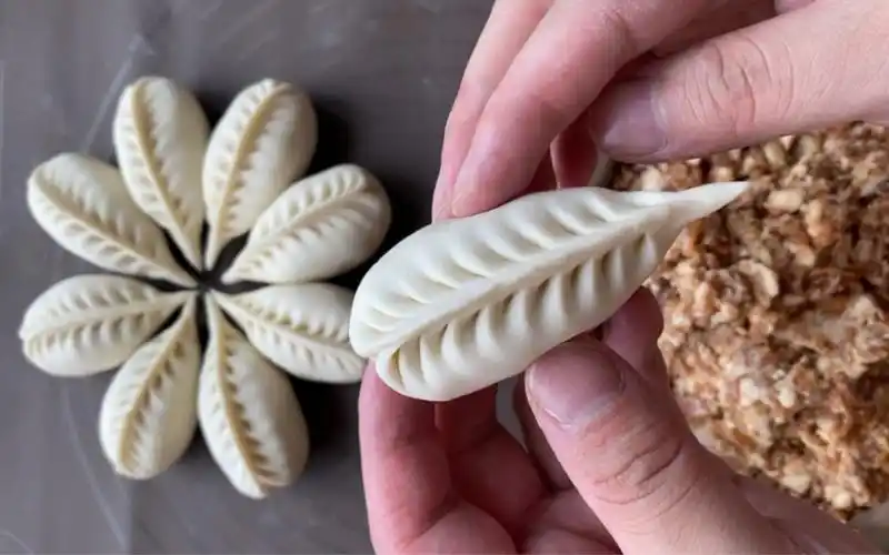 柳叶饺子详细包法