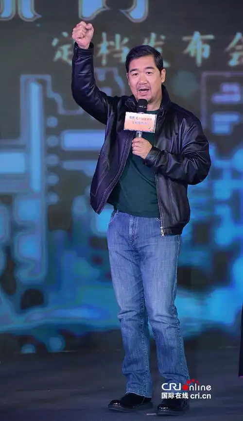 张国立拒谈张默 姚晨自称要响应国家政策生二胎(图)