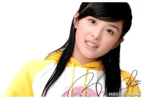 超女张含韵:时隔多年,被谣言和污蔑毁掉的女孩,终于凭实力翻红|安又琪