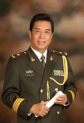 图联想火炬手著名歌唱家声乐教育家李双江