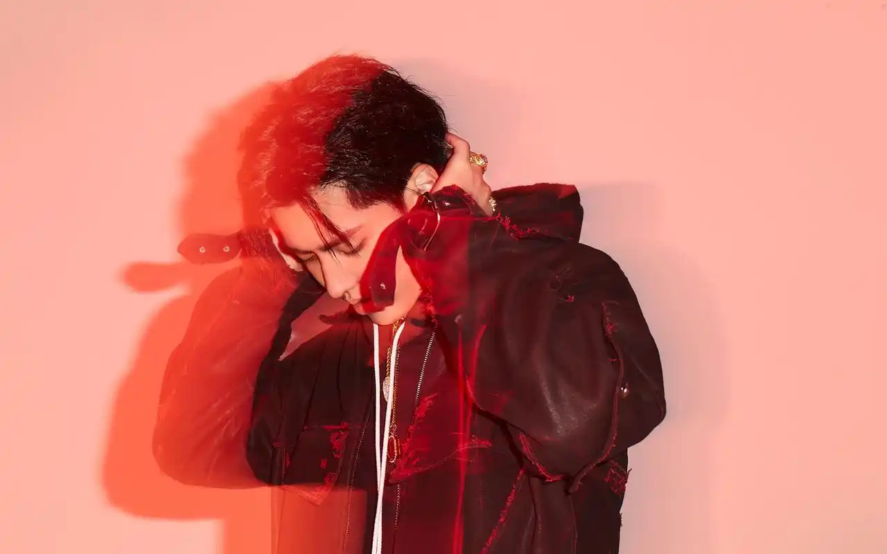 吴亦凡kris时尚写真图片桌面壁纸高清大图预览1920×1200_大陆明星