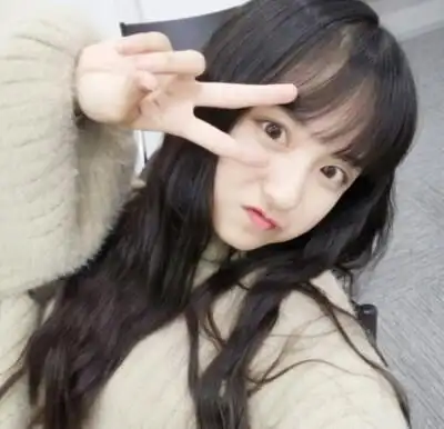 萌萌哒 小可爱 长发 剪刀手 嘟嘴 女生头像