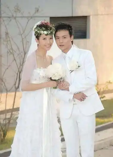 斓曦结婚照_斓曦婚纱照-天晟网