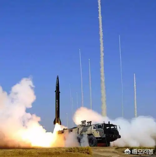 东风导弹从装甲车上发射产生的高温会不会将轮胎融化为什么