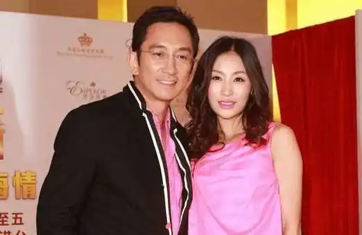 石洋子_吴启华_婚姻