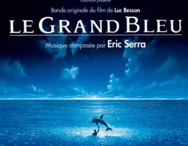 我曾经最爱的一部法国电影,叫《碧海蓝天》,出自吕克贝松,讲述了一个