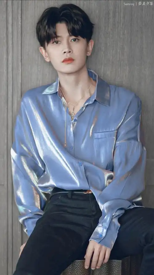 求任嘉伦一些可以做背景的高清无码图