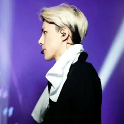 【图】吴世勋的侧颜照片帅气十足 被曝现任女友为吴燕娜