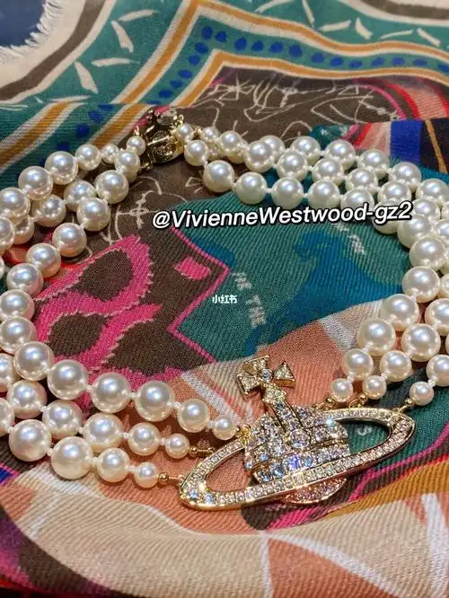 viviennewestwood经典款三层平面珍珠项链