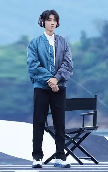 王俊凯逆天身高一米八(有种整容叫王俊凯)(4)