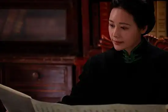 红星照耀中国邓英生动演绎宋庆龄