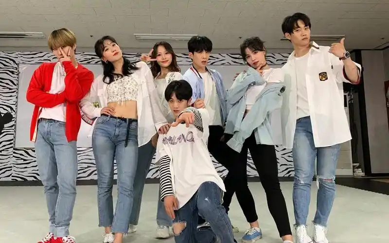 【k-tigers zero】韩国虎队翻跳bts(防弹少年团) - boy with luv_哔哩