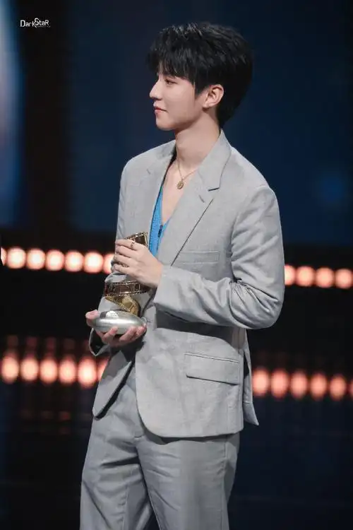 dark_star_王俊凯个人站