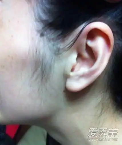 代表你颇善于理财,在家中能掌有经济大权,而且会比较好面子在命相学里