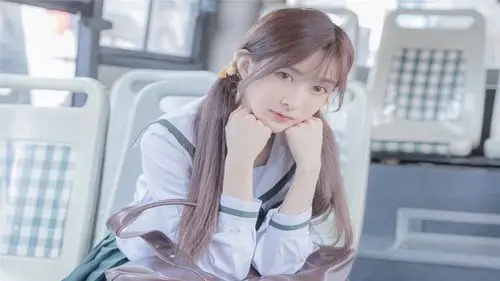 性感美女室外唯美高清桌面壁纸