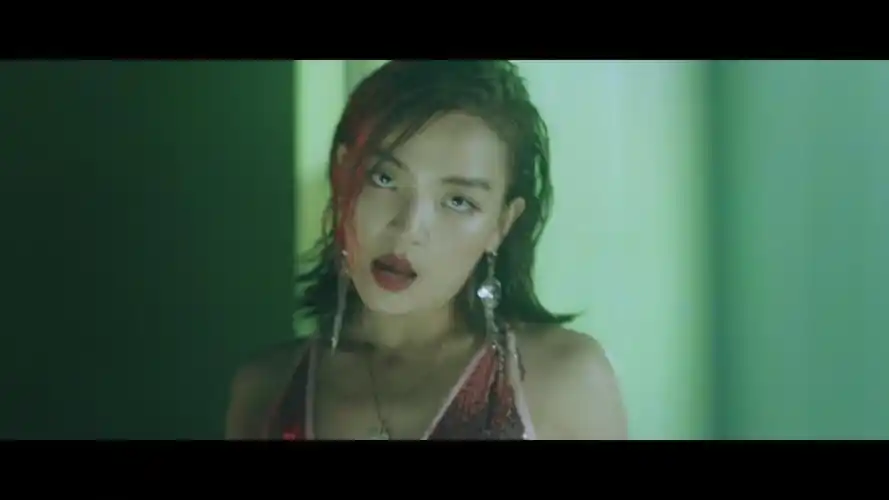 vava毛衍七-lie ( 无字幕版)