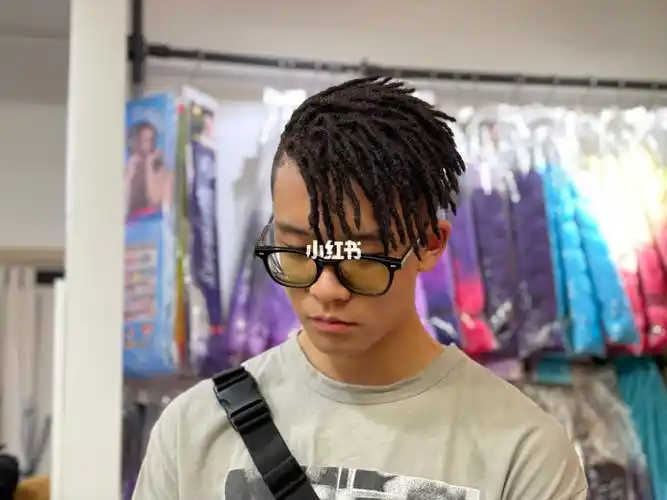 黑豹男二号同款脏辫