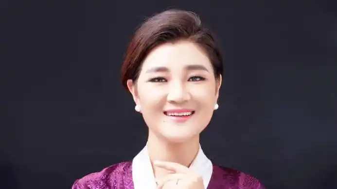 降央卓玛《卓玛》余音绕梁 婉转动听