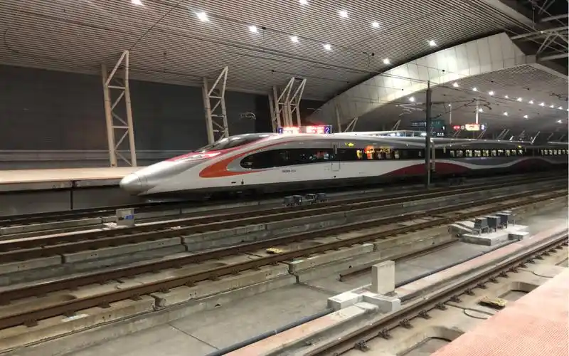 【港铁动感号】g6588次列车香港西九龙-广州南进虎门站