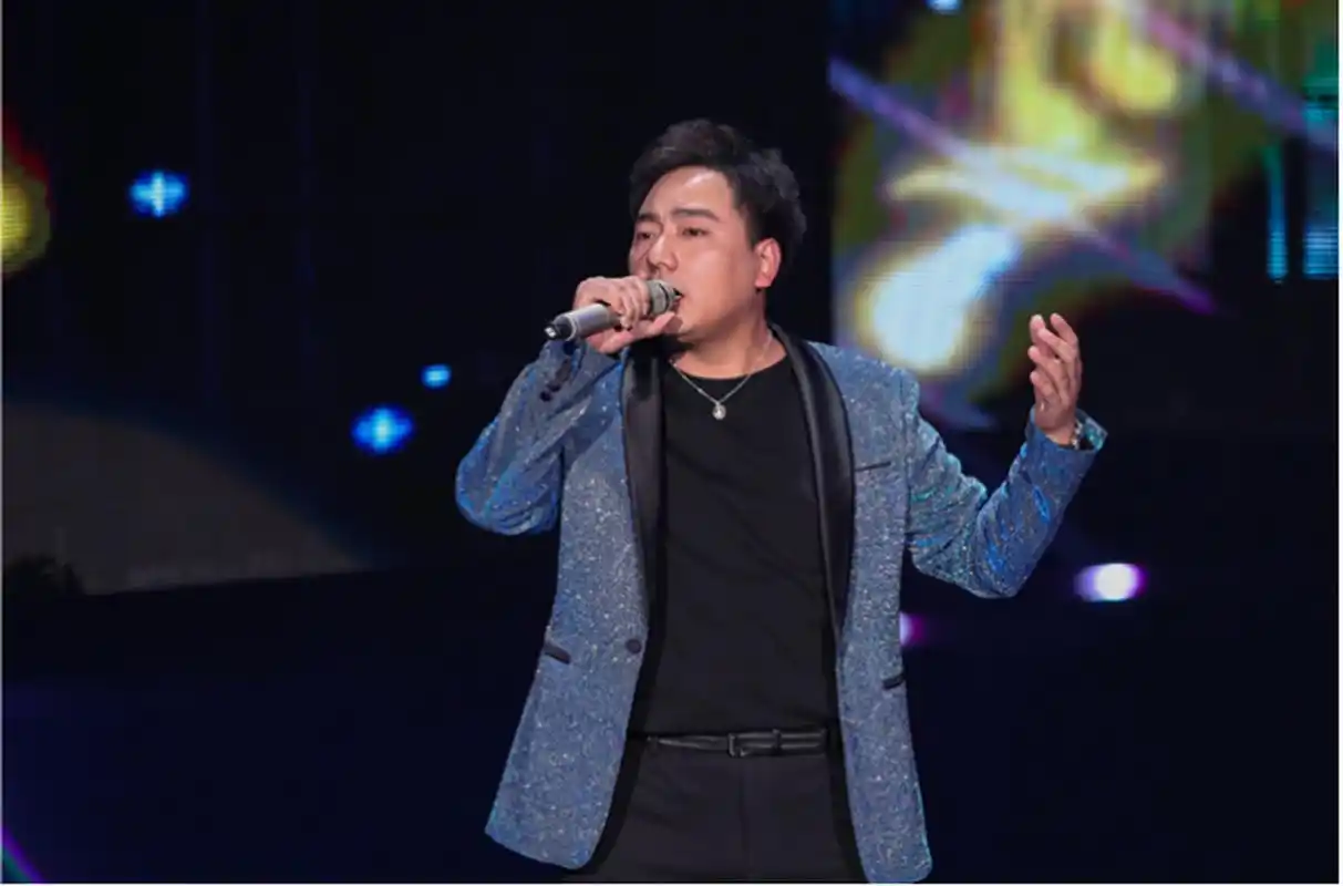 2021年,海来阿木和王琪都有登上春晚的机会,但最终春晚导演选择了王琪