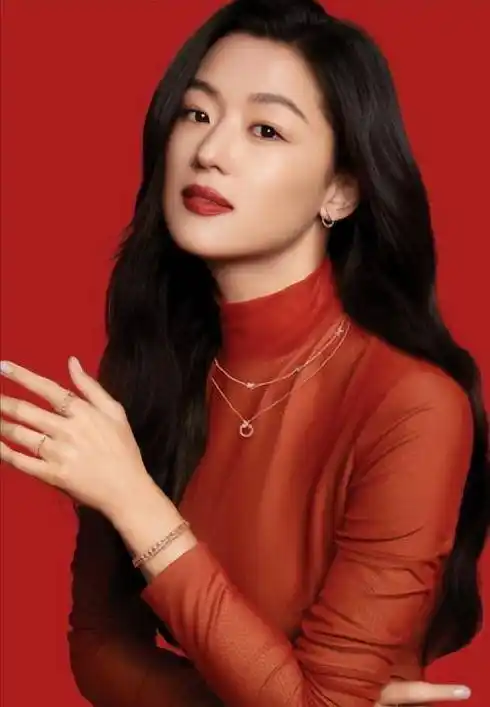 全智贤红色节日氛围感大片释出,高跟鞋秀迷人腿线_身材_女神_下装