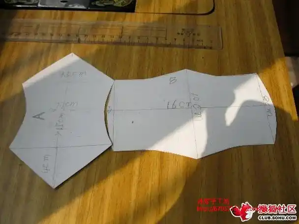 布艺制作学做玲珑枕六孔耳枕