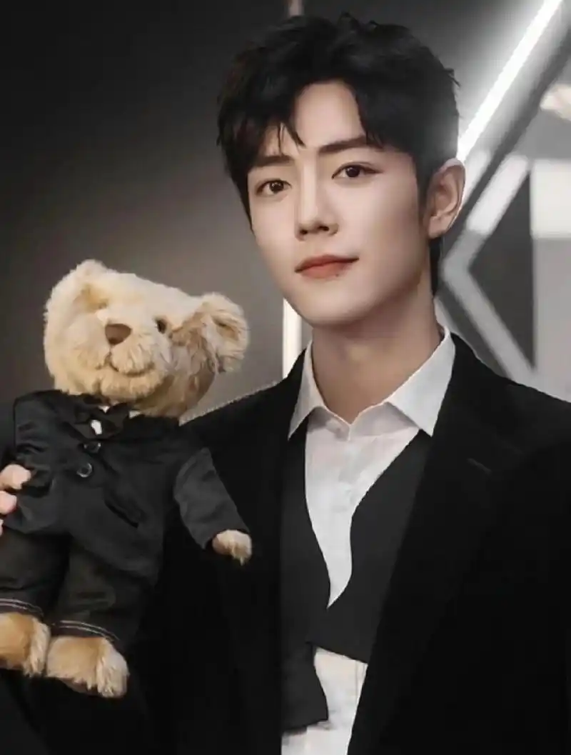 氛围感拉满,肖战是人间理想.