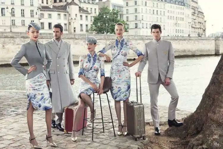 走出国门的李宁和老干妈,让时尚圈注意到慢慢崭露头角的"中国时尚"