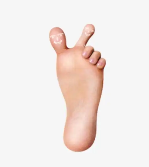 有笑脸的小脚丫