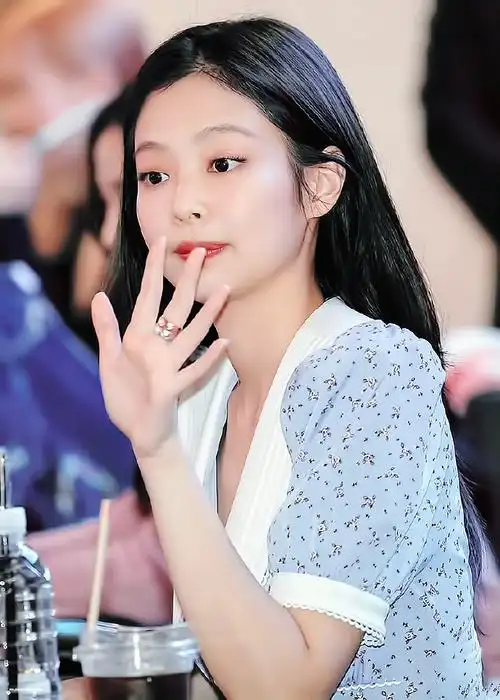 jennie可爱##jennie头像
