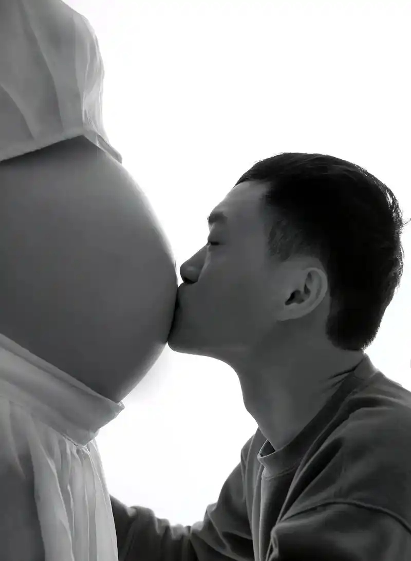 孕妇照的意义不在于几张写真照,而是送给艰辛十月怀胎