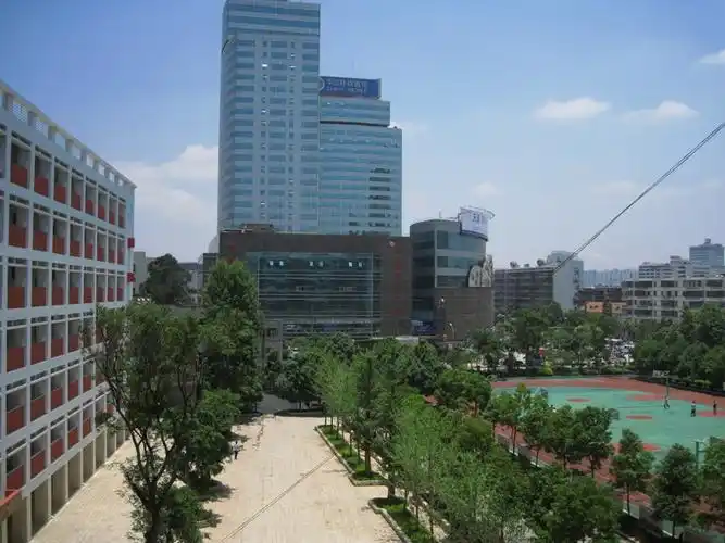 昆明市第十二中学云子中学